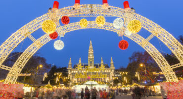 City,Hall,(rathaus),And,Christmas,Market,In,Vienna,(merry,Christmas),vienna,austria