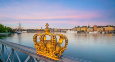 Skeppsholmsbron,(skeppsholm,Bridge),And,Stockholm,City,Skyline,In,Sweden.