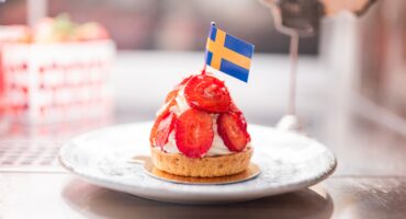 Elicious,Sweet,Dessert,With,Strawberries,And,Cream,In,Sweden,Stockholm