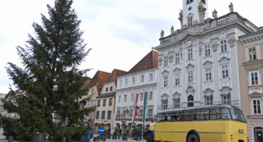 Historischer Saurer-Postbus in Steyr, Österreich, Europa - Historic Saurer Postbus in Steyr, Austria, Europe