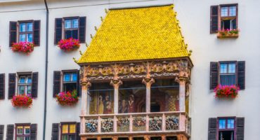 Innsbruck-zlata-strešica©Shutterstock