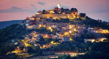Motovun-shutterstock_1416740672