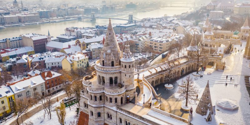 Budimpešta-zima-shutterstock_1333137551